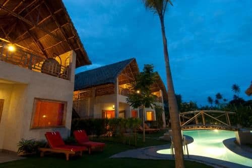 Villa with Garden View