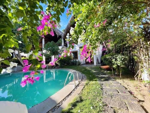 Villa with Garden View