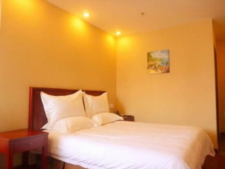 GreenTree Inn Jiangsu Suzhou XiangCheng Home Furnishing Likou Metro Station Business Hotel GreenTree Inn Jiangsu Suzhou XiangCheng Home Furnishing Likou Metro Station Business Hotel