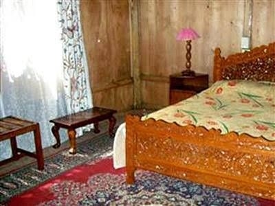 Houseboat Golden Castle0