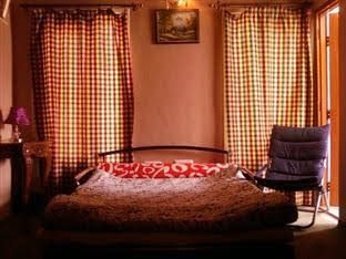 Asif Guest House0