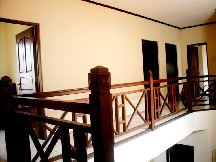 Roby’s Villa MGA Mambruk0