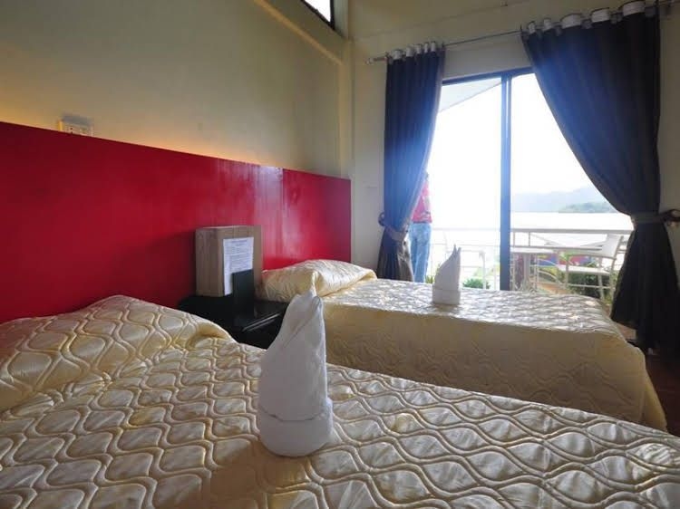 Alindahaw Lakeview Resort3