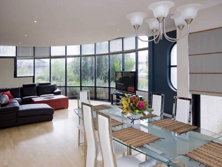 Serviced Houses Villa de Marseille3