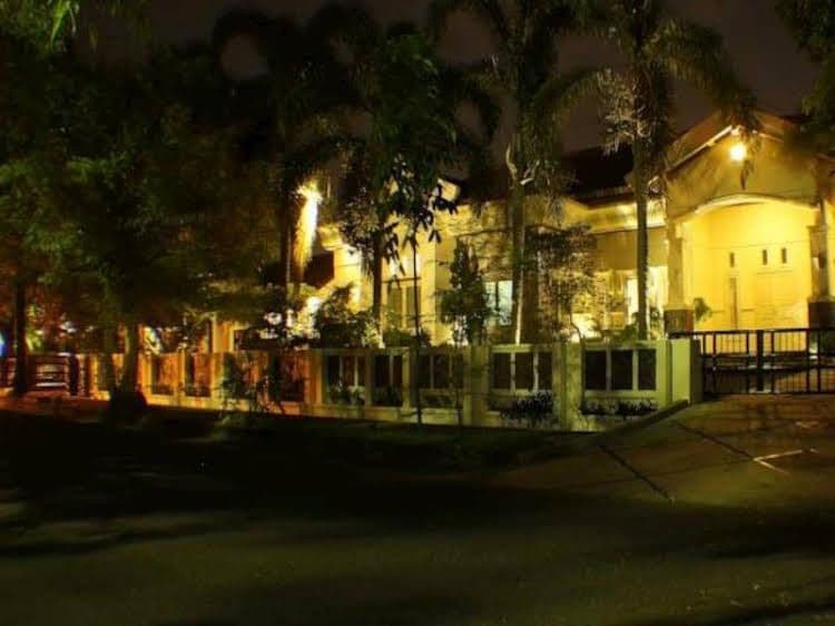 Diniya Suasso Design Hotel & Restaurant Diniya Suasso Design Hotel & Restaurant