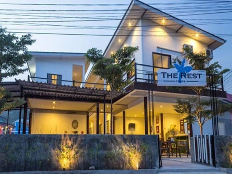 โรงแรมเดอะ เรสท์ โรงแรมเดอะ เรสท์