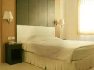 LJ The Emerald Hotel LJ The Emerald Hotel