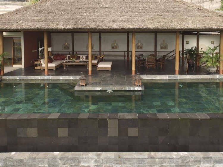 The Longhouse1