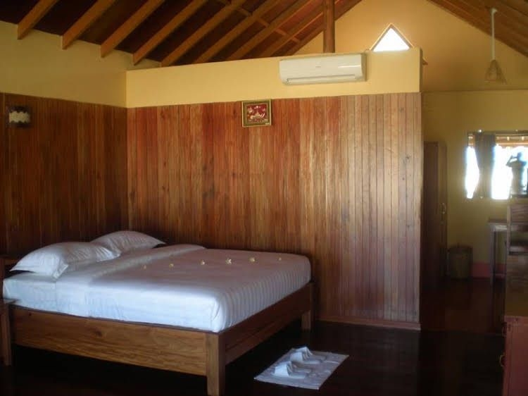 Diamond Hotel3