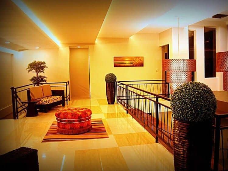 Ellis Suites Ellis Suites