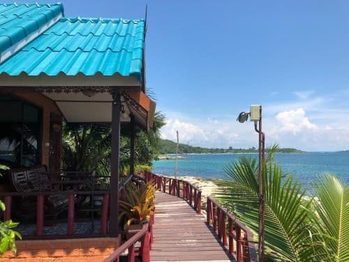 Bungalow with Sea View