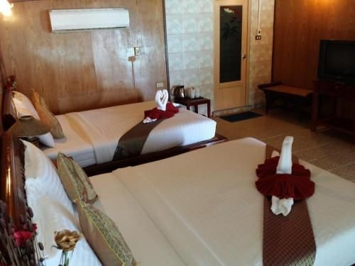 ต้องตา ผาวิว รีสอร์ท (Tongta Phaview Resort)0