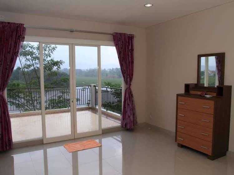 Villa Green Lake Parahyangan Villa Green Lake Parahyangan