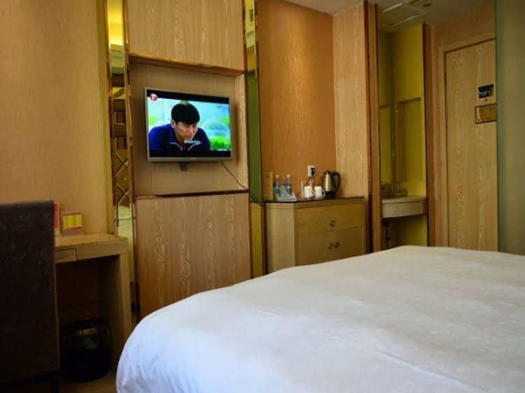 Yiwu Jiadi Hotel1