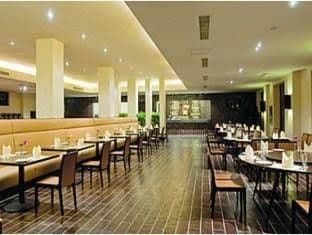 Qingdao Golden Mountain Resort Hotel Qingdao Golden Mountain Resort Hotel