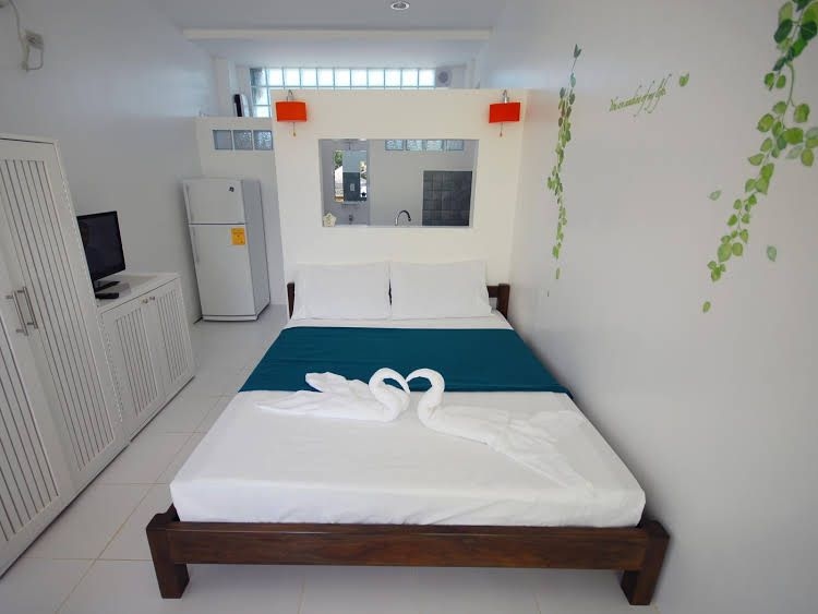 Clubboracay Apartelle3