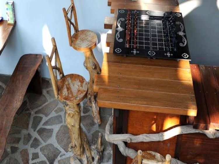 Hammerhead Hotel2