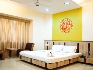 Platinum Suites3