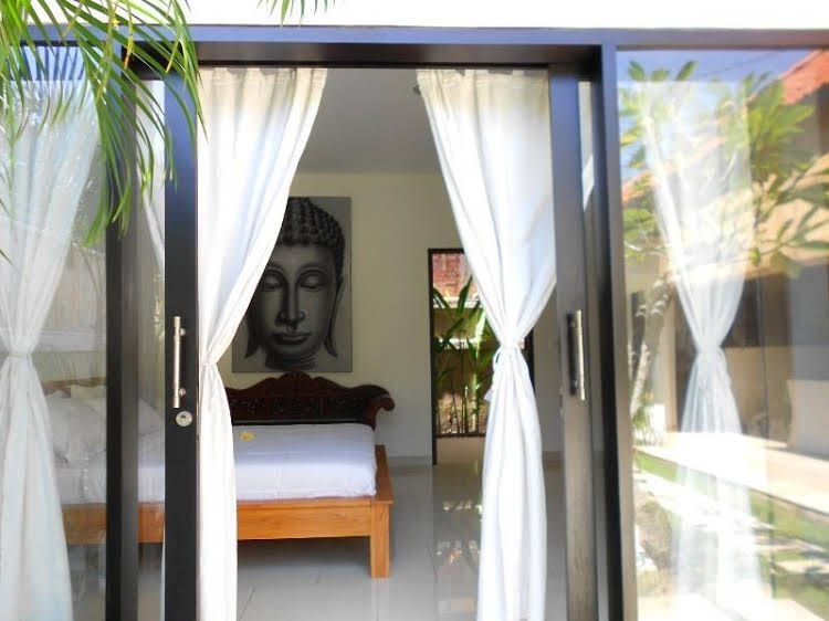 Adyssa Villa1