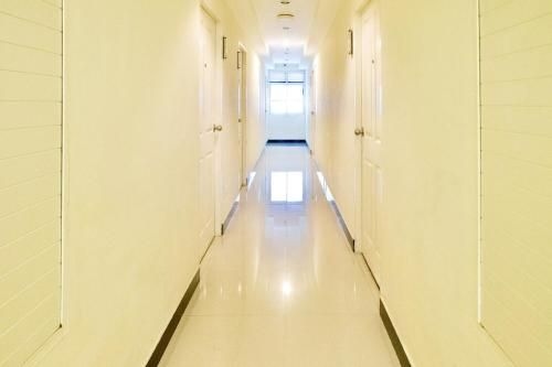 The Konnect Hotel4