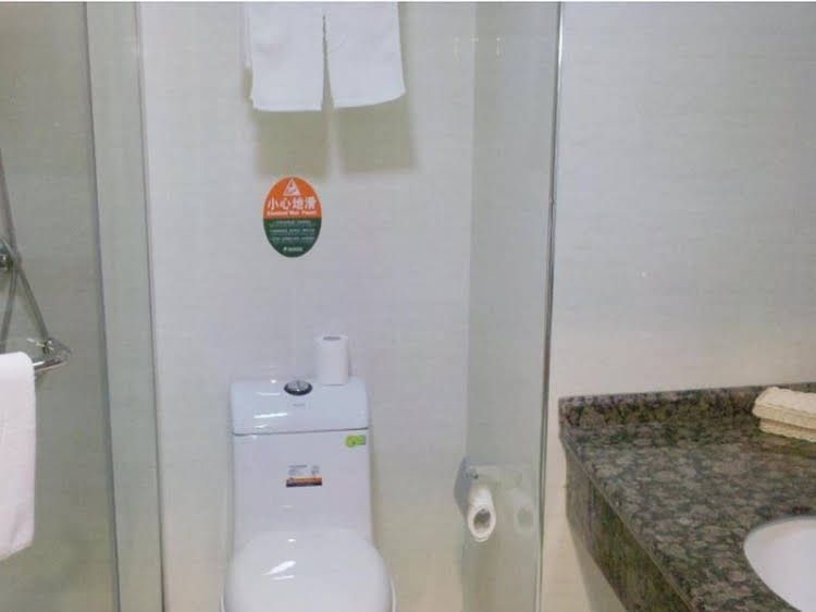 Green Tree Inn Wuxi Zhaqiao Hotel1