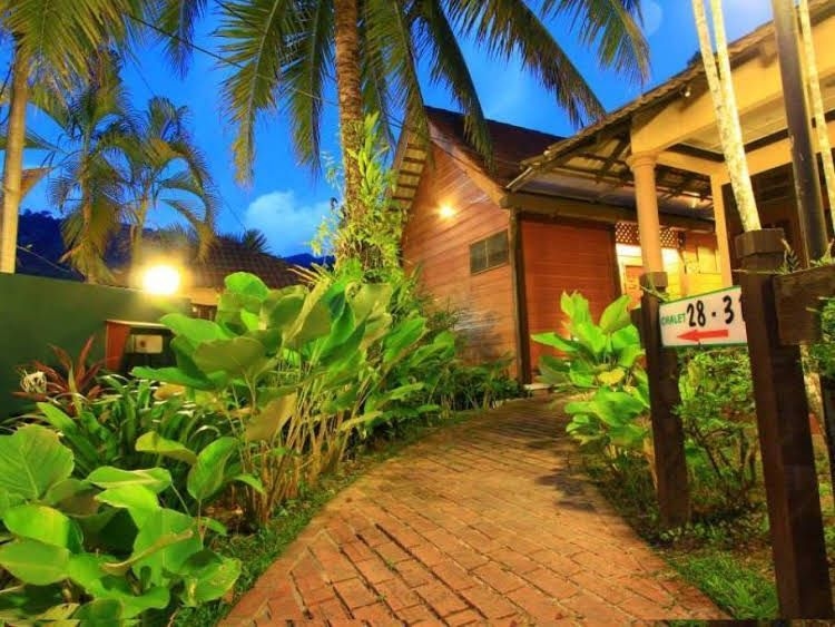 Six Villa Inn4