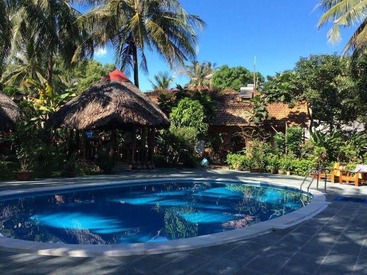 Sirena Resort0