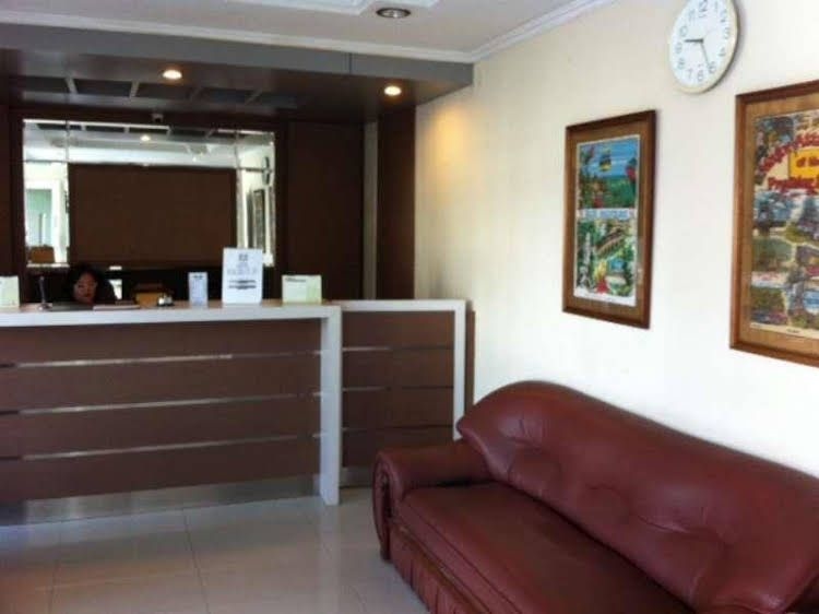 Hotel Gemilang2