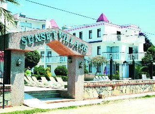 Sunset Village0