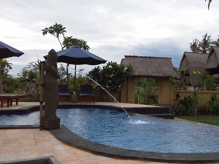Abian Huts Lembongan2