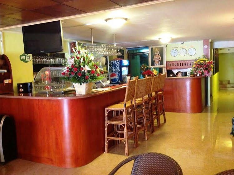 Pra-Tna Guest House and Coffee3