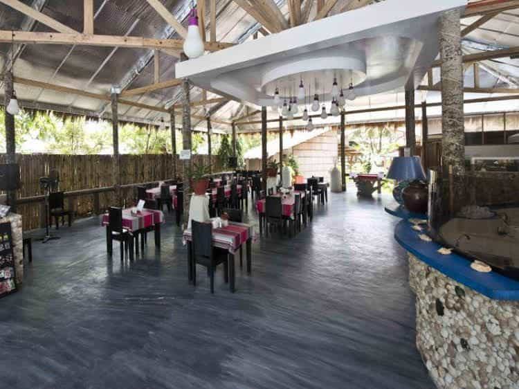 Island French Resort