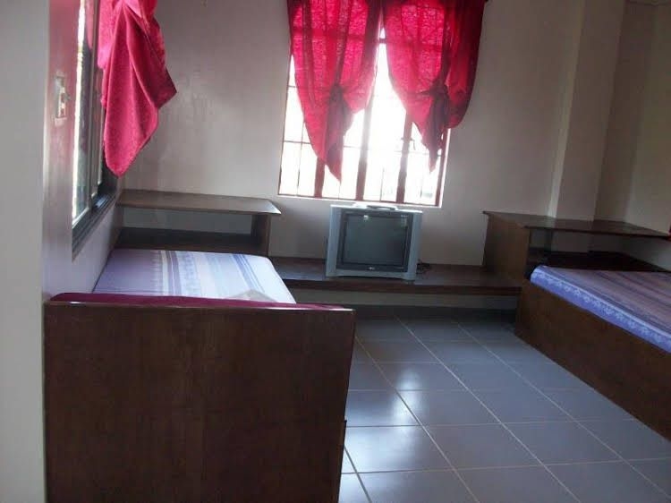 Felina Guest House0