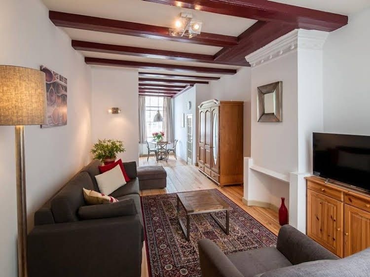 Carre Theater Apartment4