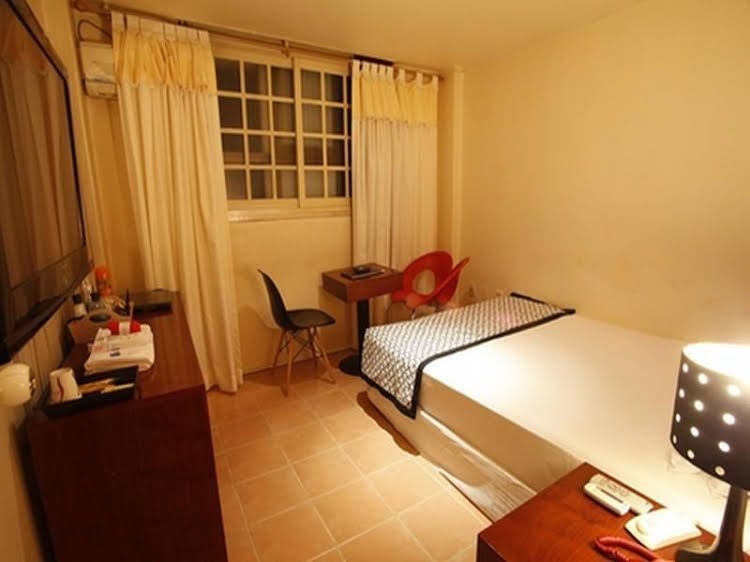 Goodstay Monaco Motel2