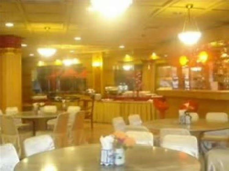 Hotel Dinasti1