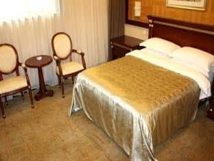 Baoding Huazhong Holiday Hotel Baoding Huazhong Holiday Hotel