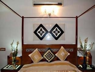 Inn at Delhi1