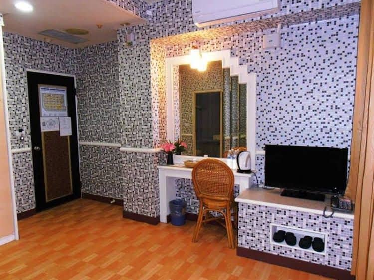 Yadu Hotel Yadu Hotel