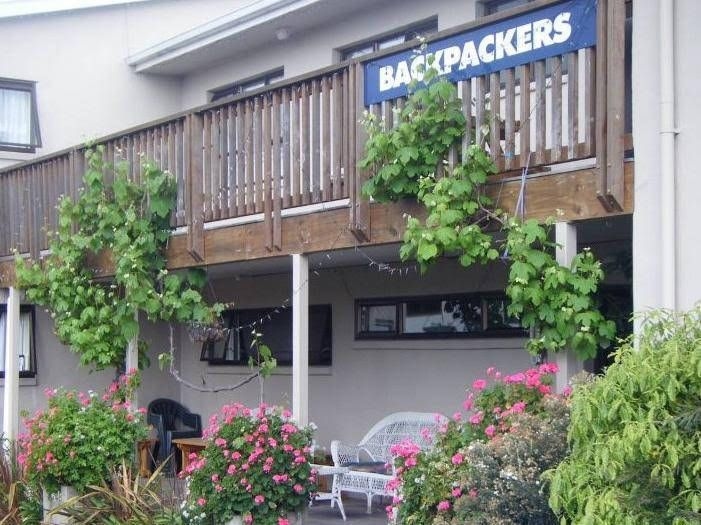 Hat Trick Lodge1