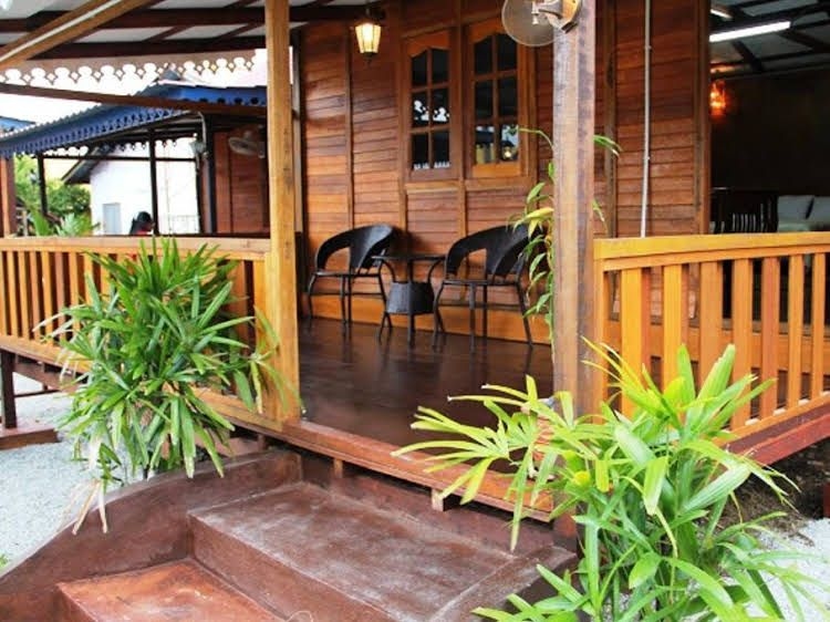 อิซซี รูม โมเต็ล (Izz Room Motel)4