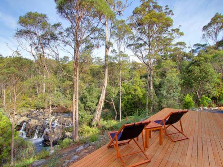 Waterfall Cottage0