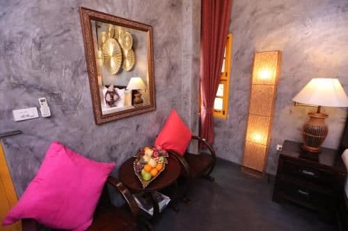 Standard Queen Room