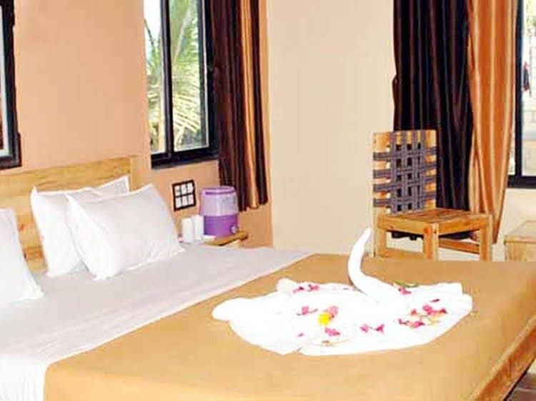 Gir Lions Paw Resort Gir Lions Paw Resort