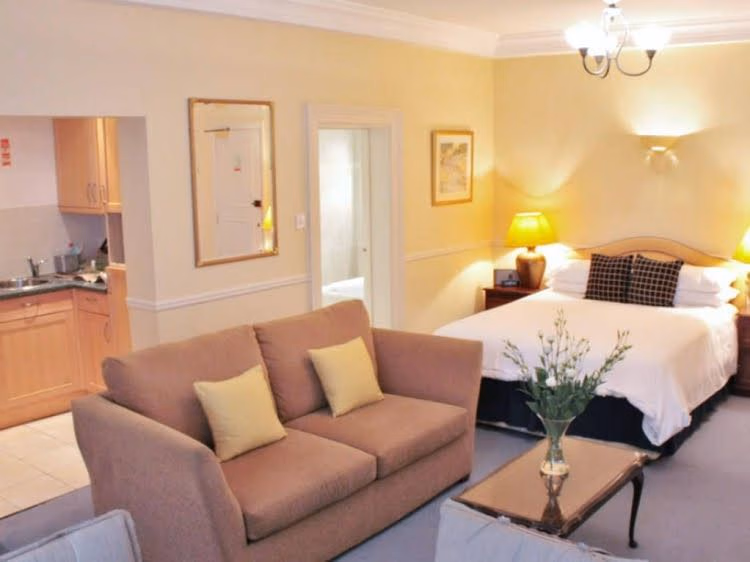 51 Kensington Court Service Apartments4