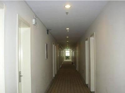 Goldmet Inn Taiyuan Yingbin Station1