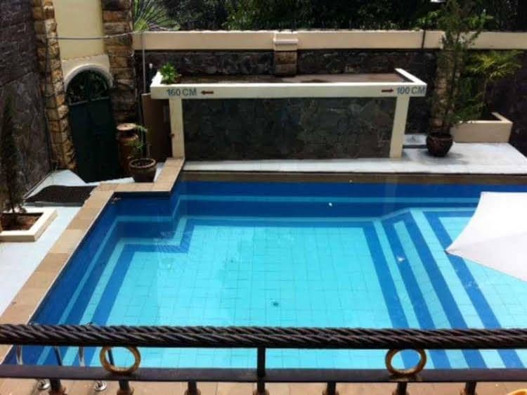 โรงแรมสการ์เลต บูกิต ปาการ์ โรงแรมสการ์เลต บูกิต ปาการ์