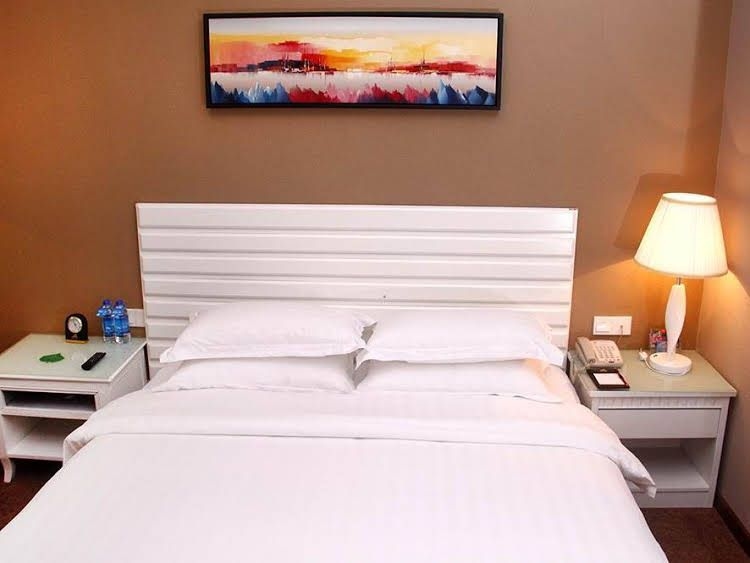 Starr Hotel3