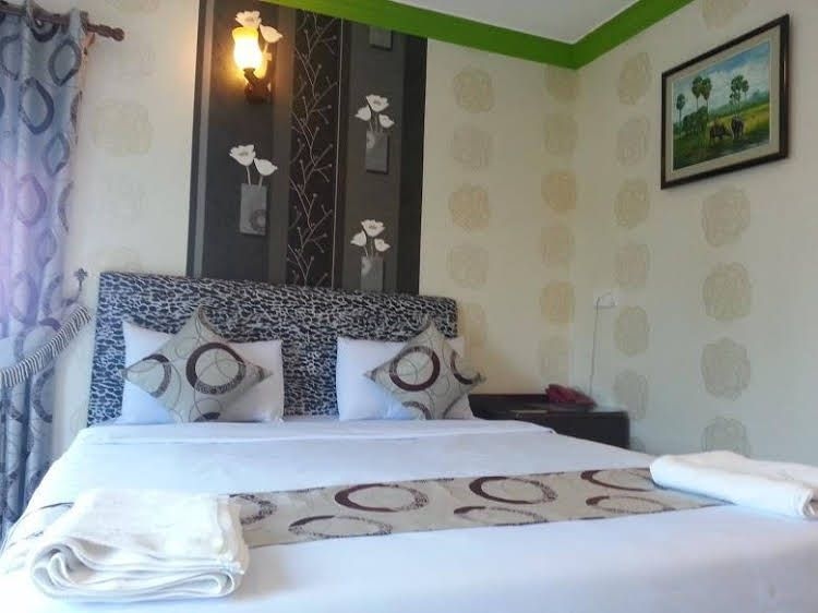 New Castle Hotel 22