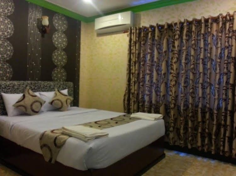 New Castle Hotel 21